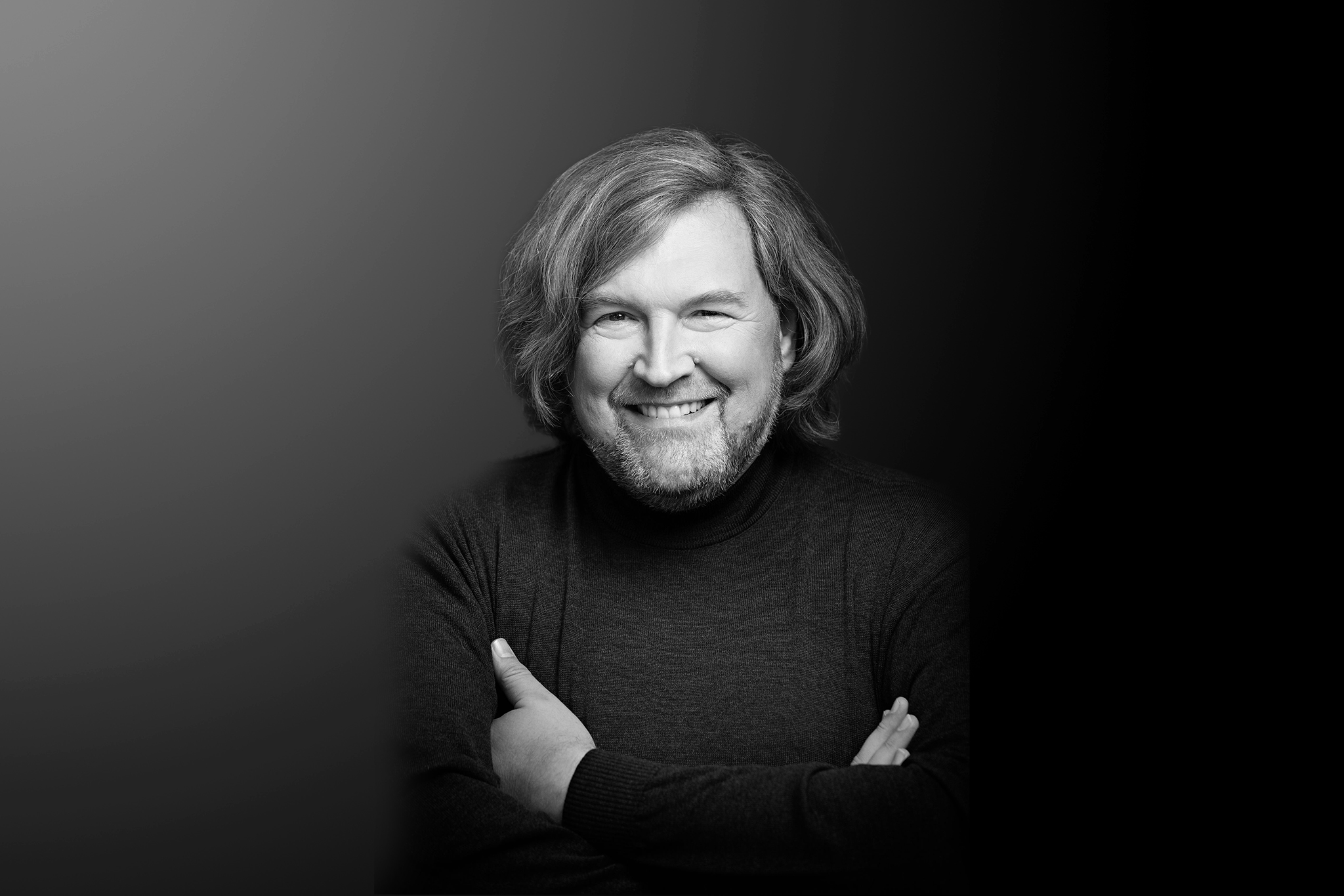 <span class="wow">DR. MARKUS REIMER</span>